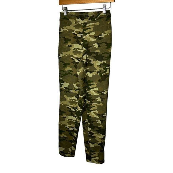 Isaac Mizrahi Live Camo Pull On Pants Size 0 Tall - Picture 1 of 5